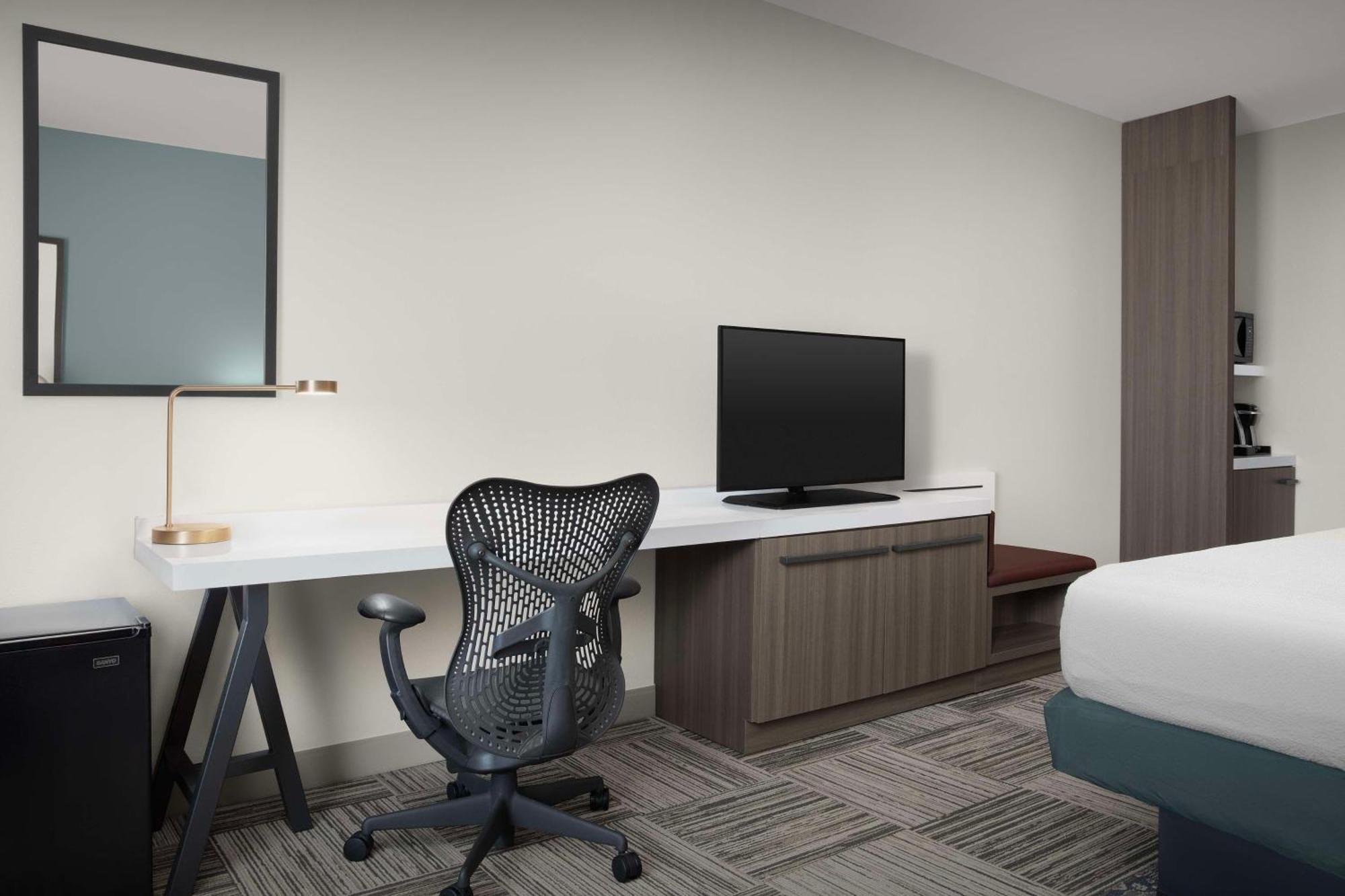 Hilton Garden Inn גרנברי מראה חיצוני תמונה