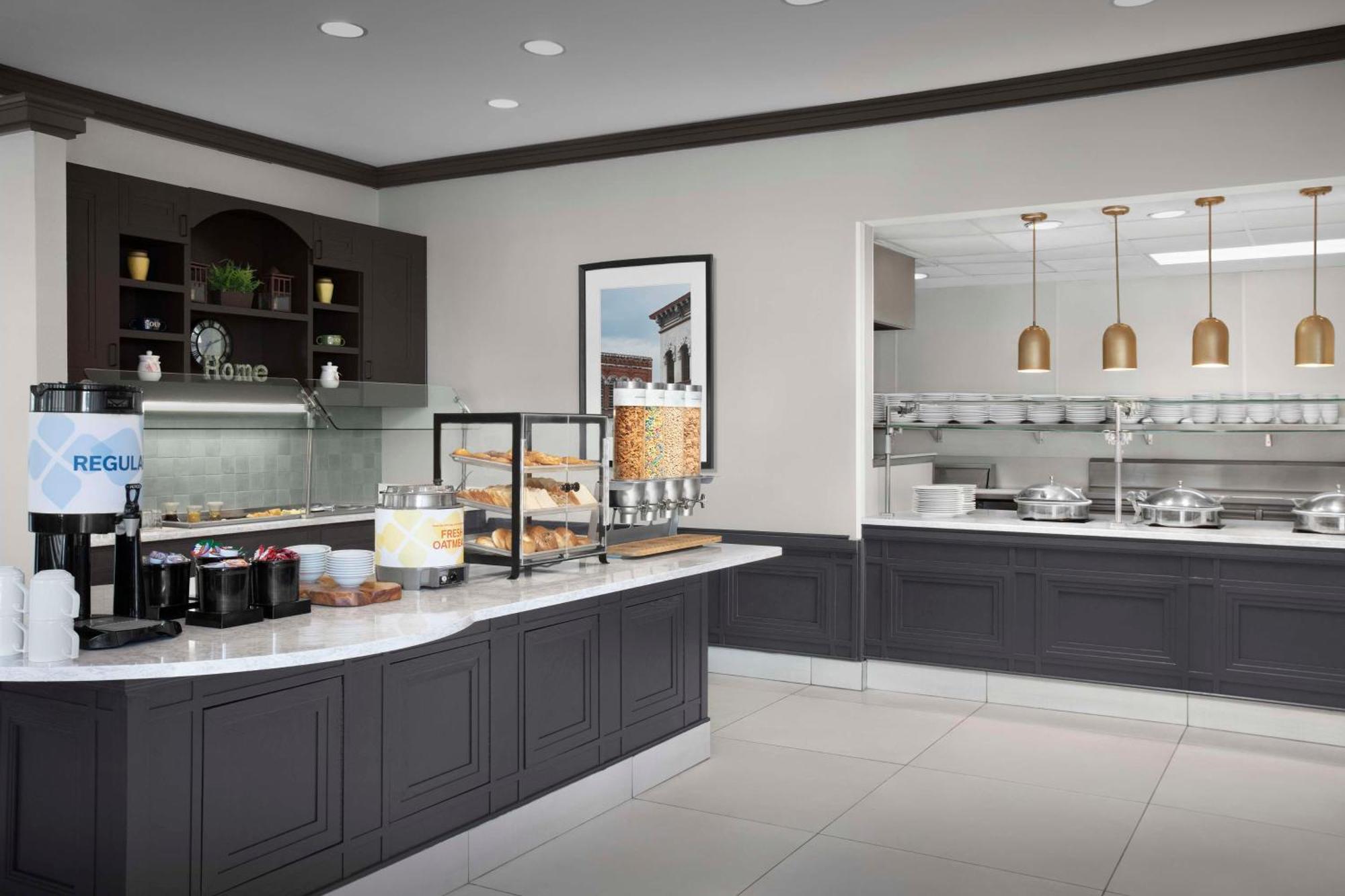 Hilton Garden Inn גרנברי מראה חיצוני תמונה