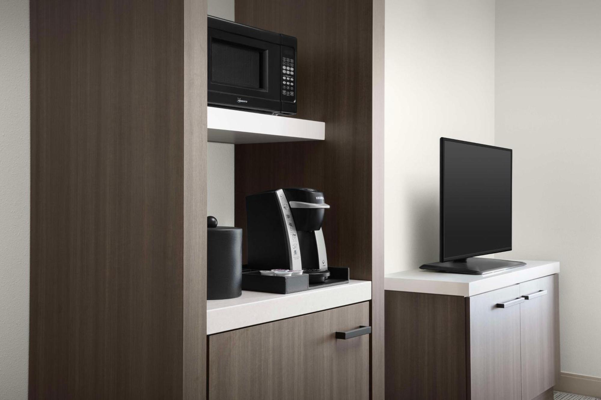 Hilton Garden Inn גרנברי מראה חיצוני תמונה