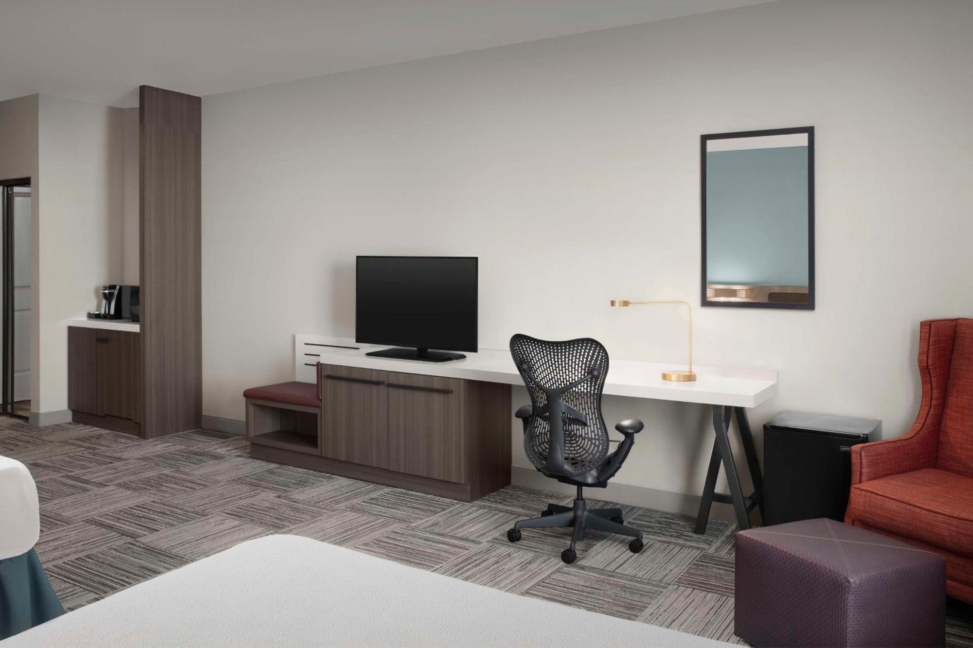 Hilton Garden Inn גרנברי מראה חיצוני תמונה